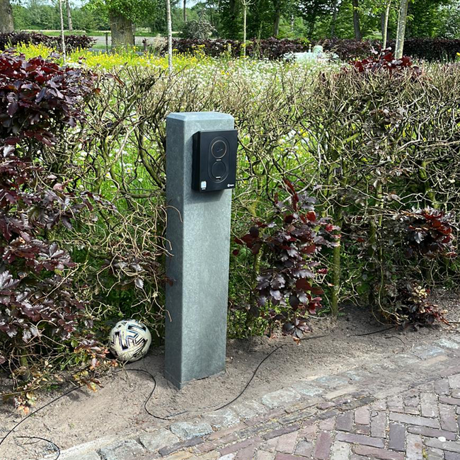 EV-Go | Kunststof Montagepaal + Sokkel