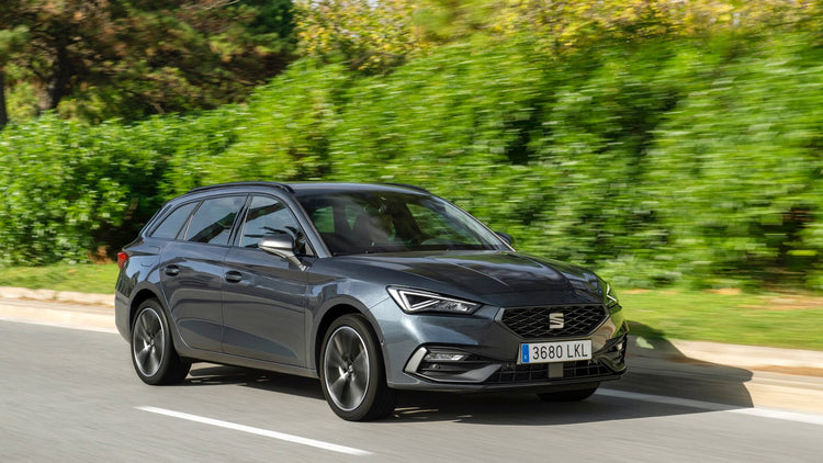 SEAT Mii Electric aangesloten op compacte thuislader