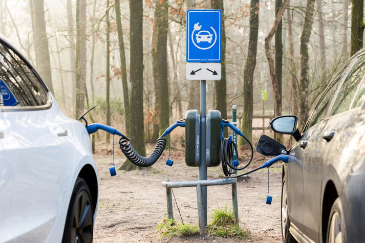 EV-laadkabel-spiraal-laadpaal-charger