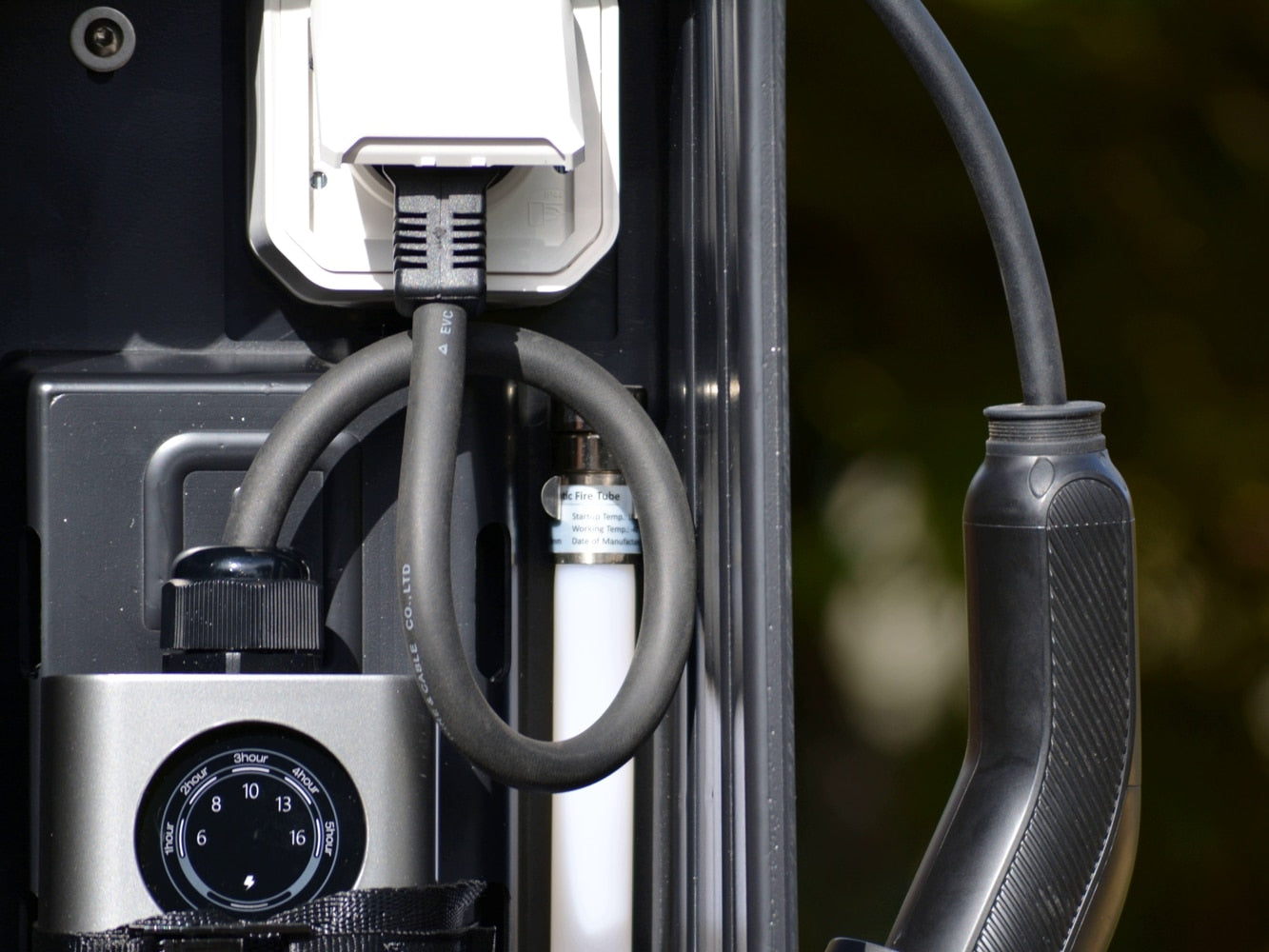 EVnoX TUBE automatische brandblusser voor laadpaal en wallbox FSL3