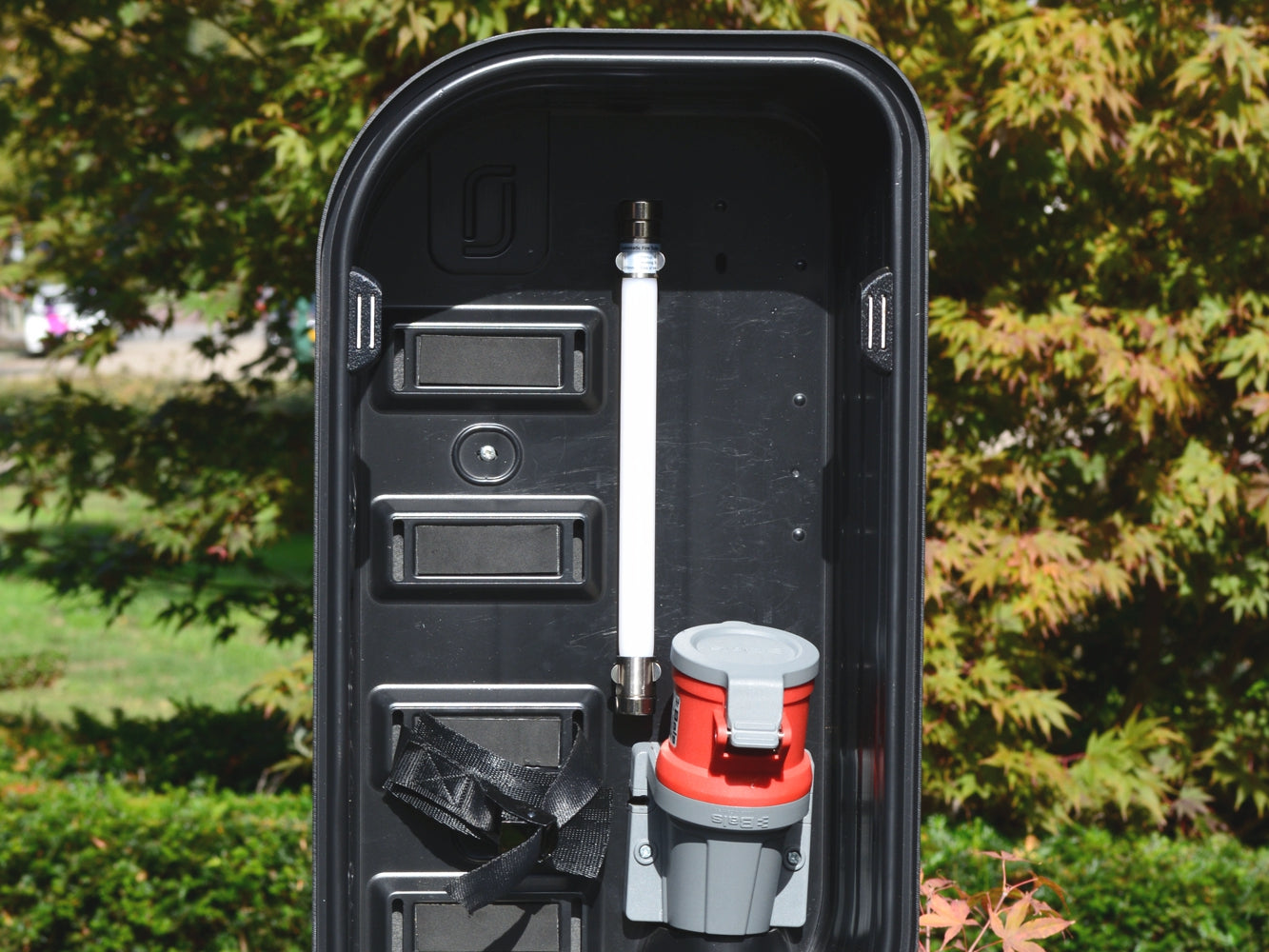 EVnoX TUBE – Automatische brandblusser (FSL3) voor laadpaal & wallbox