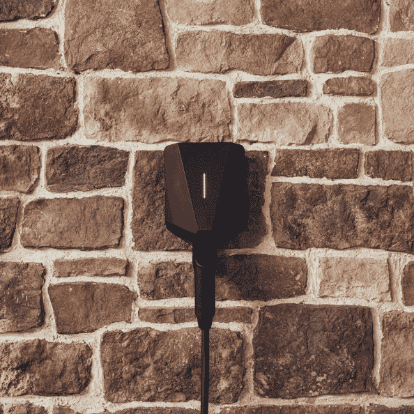 Easee Ready systeem met meerdere Easee Charge Up laders voor load balancing op parkeerplaats of garage