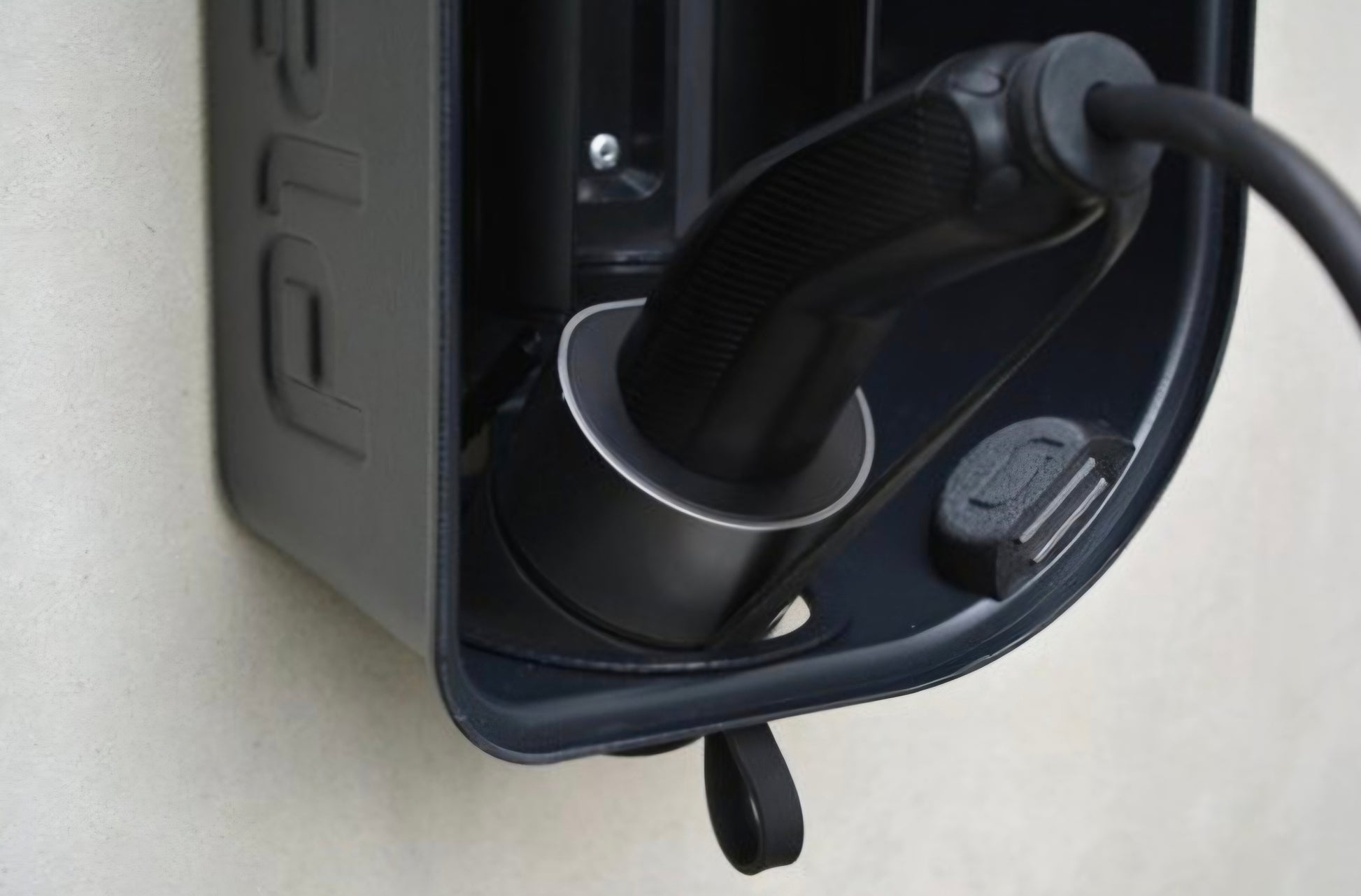 EVshield® Original - Transformeer je mobiele laadkabel in een vaste laadoplossing voor elektrische auto's - BlackCharge 